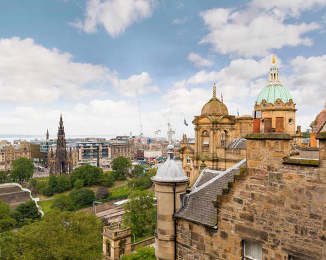 Modern Studio Next To Edinburgh Castle Apartment Exterior foto