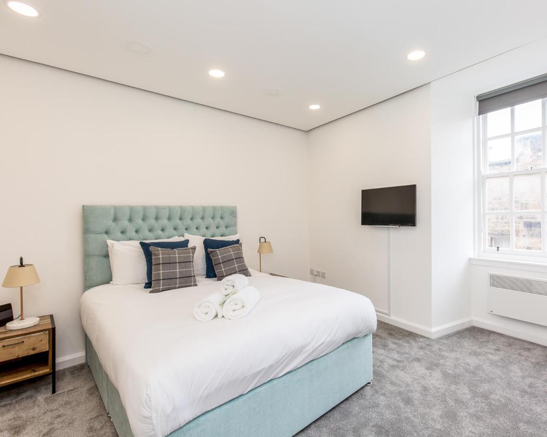 Modern Studio Next To Edinburgh Castle Apartment Exterior foto